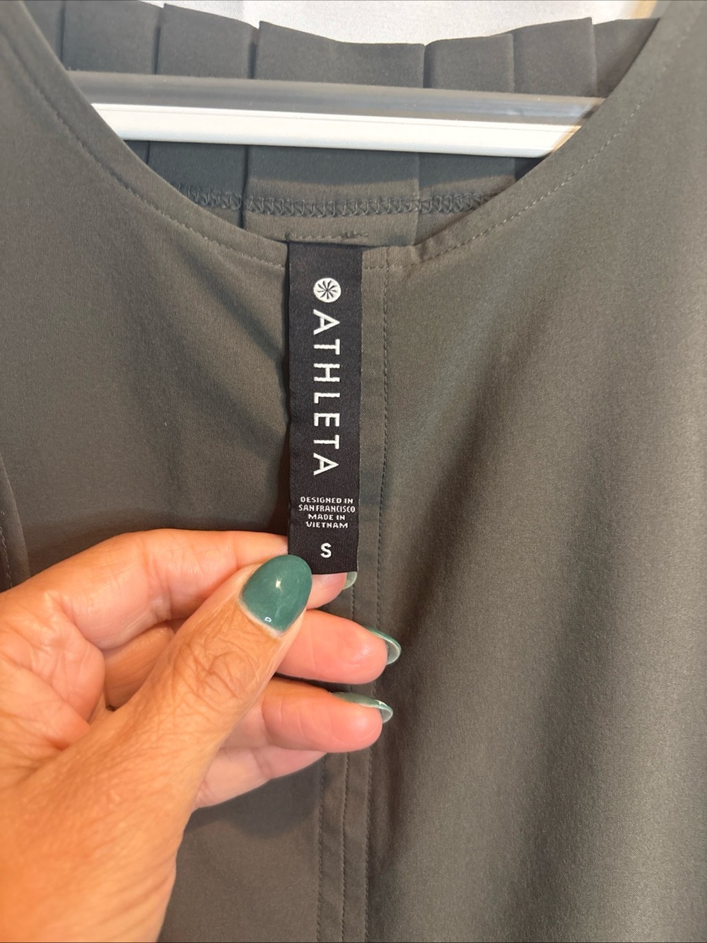 Athleta Olive Green Sleeveless Maxi Dress - Picture 4 of 9